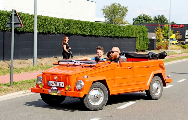 IMG_8601_VW-Typ-181-Kurierwagen_1969–1980_oranje_O-AEW-378=Blij