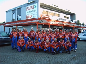 SPAR SCHOETERS KLEDIJSPONSOR WEZEL DRIVERS 1