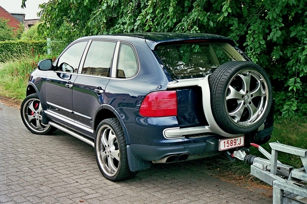 2008-08-03_Kempische-Historic-toerrit_0007_Porsche_Cayenne_1589-J