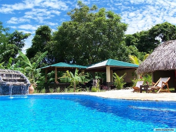 Costa Rica 25 (Small)