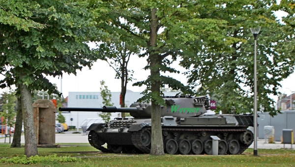 18_IMG_7644_2023-07-30_Antwerpen-Wenduine_onderweg_Tank-Leopard-1
