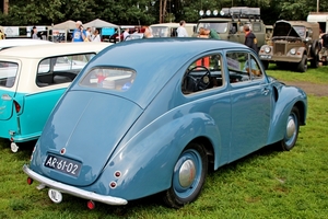 IMG_9092_Aero_Minor_1950_sedan_blauw_2cil_615cc-2-takt-Jawa-motor