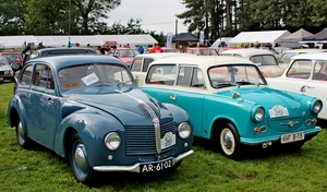 IMG_9089_Aero_Minor_1950_sedan_blauw_2cil_615cc-2-takt-Jawa-motor