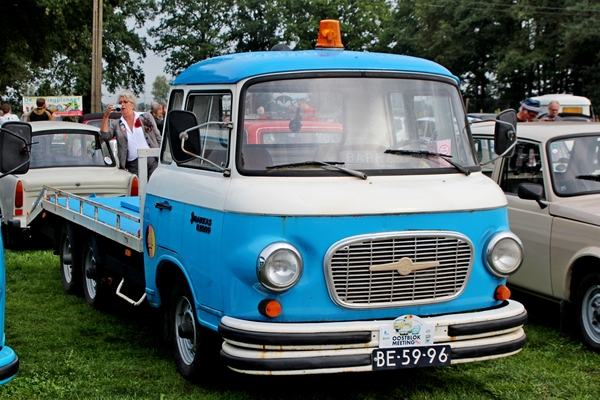 IMG_9088_BARKAS-B1000_1966_blauw&wit_1690kg&3500kg-lading_3cil_99