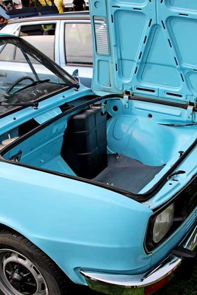 IMG_9101_SKODA_120L_1982_blauw_4cil-1174cc_38kW_20-NVK-8