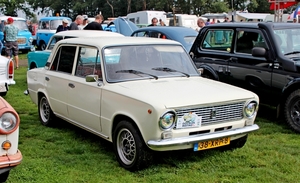 IMG_9108_Lada_1200-S_1983_wit_4cil_1198cc_44kW_38-XRP-8