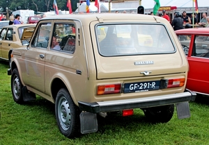 IMG_9166_Lada-Niva-2121-Hatchback_bruin_1986_4cil-1568cm³_57kW_G