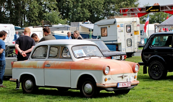 IMG_9196_Trabant-P50_oranje&wit_1-BZN-207