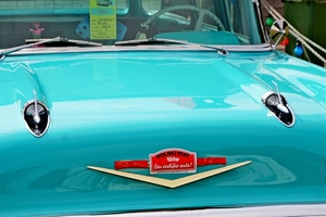 IMG_9217_Polski-Fiat-125P____Chevrolet-Belair-Townsman_1957_8cil-