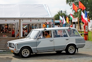 IMG_9226_Lada-QQQ-Kombi_wit&grijs_____