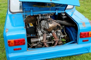 IMG_9267_QQQ_gehanhicapt-car_blauw_5727-KX_engine