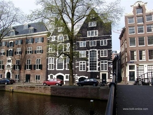 Amsterdam 33 (Small) (Small)