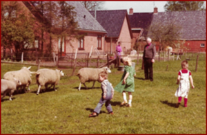 Opa met Ronald Wendy en Anita.