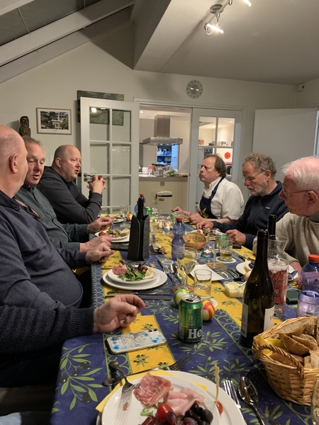 20240418_195437277_iOS