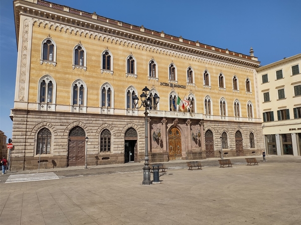 intersoc sardini reisduiveltje italie cultuurvakantie