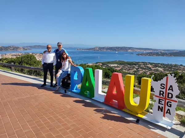 intersoc sardini reisduiveltje italie cultuurvakantie