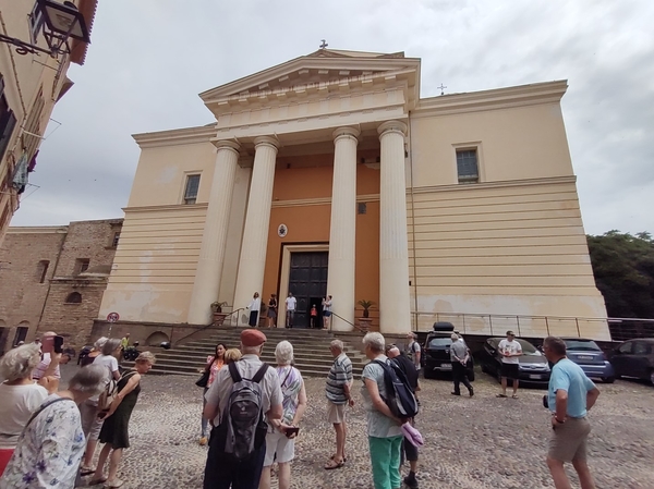 intersoc sardini reisduiveltje italie cultuurvakantie