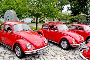 IMG_4826_2024-06-15_Einbeck_samtrote-VW-Kever-Kaefer