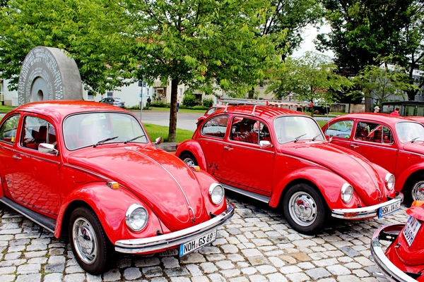 IMG_4826_2024-06-15_Einbeck_samtrote-VW-Kever-Kaefer