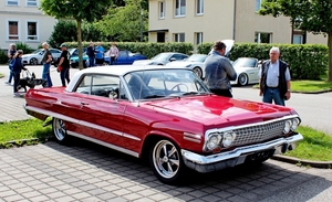 IMG_5406_Kaffee&Karossen_Chevrolet-impala_rood&wit_EIN-0701