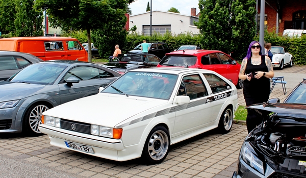 IMG_5423_Kaffee&Karossen_VW-Scirocco2_wit_DUD-T-89_Schnieke