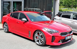 IMG_5457_Kaffee&Karossen_Kia_Stinger-GT-AWD_rood_HOL-JP-420