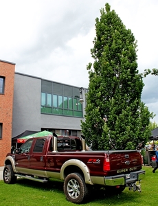 IMG_5481_Kaffee&Karossen_Ford-F350-FX4-Super-Duty-Pickup_bruin_HI