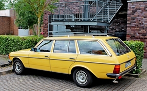 IMG_5518_Kaffee&Karossen_Mercedes-W123-T-model-Kombi_1975-1986_ge