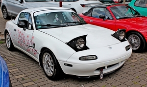 IMG_5521_Kaffee&Karossen_Mazda-MX-5-Miata_wit&Cherry-blossom_Nigh