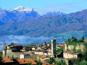 italie-bergen-bergdorp-town-achtergrond