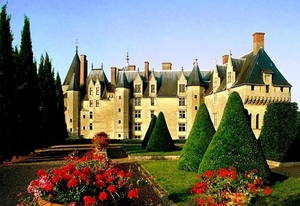 kasteel-middeleeuwse-architectuur-paleis-achtergrond