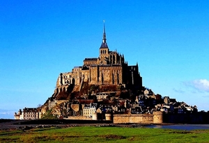 le-mont-saint-michel-frankrijk-historische-plaats-middeleeuwse-ar