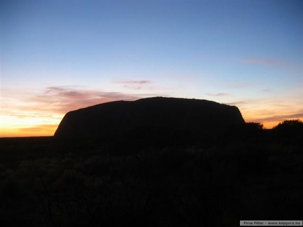 Australia 11 Uluru (Small)