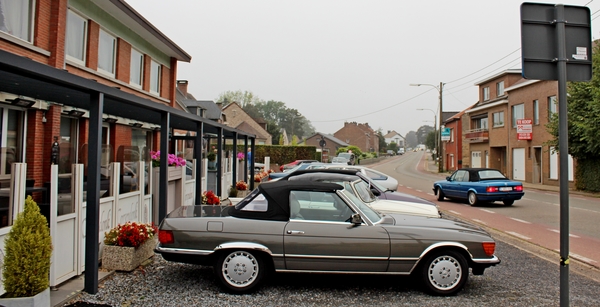 IMG_9592_2024-09-06-vr_RAMc_Delicia-Riemst_Mercedes-___BMW-E30-Ca