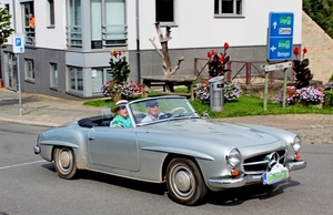 IMG_9784_2024-09-07-za_RAMc_Houffalize_Mercedes-cabrio_grijs_QQQ
