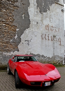IMG_9666_2024-09-06-vr_RAMc_Houffalize_Chevrolet-Corvette-C3_rood