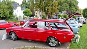 IMG_0090_2024-09-08-zo_RAMc_Esneux_Ford-Taunus-V4-Kombi_rood_1-OA