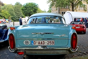 IMG_0074_2024-09-08-zo_RAMc_Esneux_1960-Vauxhall-Cresta_blauw_O-A