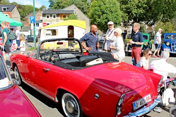 IMG_0060_2024-09-08-zo_RAMc_Esneux_Simca-Aronde-Cabriolet Océane