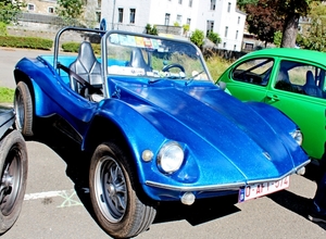 IMG_0029_2024-09-08-zo_RAMc_Esneux_Apal-Jet-buggy_VW-kever_blauw_