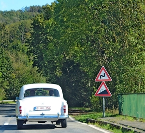 IMG_9971_2024-09-08-zo_RAMc_Mercedes_wit_O-AHJ-957_10%-omhoog