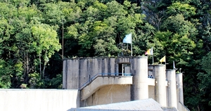IMG_99452024-09-08-zo_RAMc_Nisramont_Stuuw-meer-dam_torens