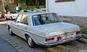 x104_IMG_9926_2024-09-08-zo_RAMc_Houffalize_Mercedes-280S-automaa