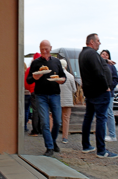 IMG_1466_2024-10-20_RAMc_Afsluitingsrit_@Glabeek_2-tegelijk