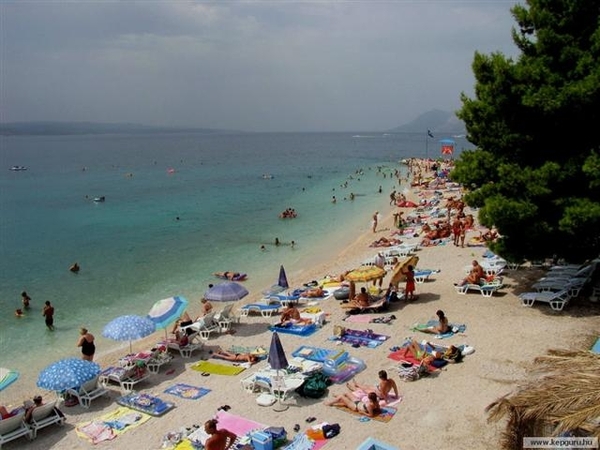 Bosnië 37   Makarska_strand (Small)