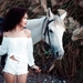 302591-animals-horse-women_outdoors-model-women