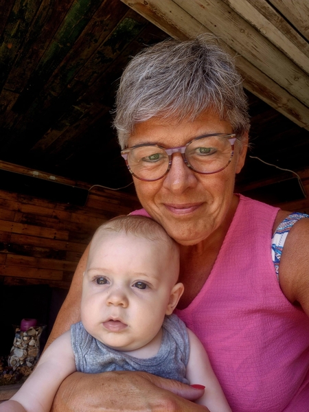 d99cead9-a0fb-4759-8764-8e440762181d