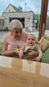 e57aaf04-1c1f-433b-93ef-49af3ade3098