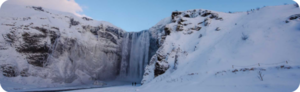 2D1 Skogafoss waterval winters