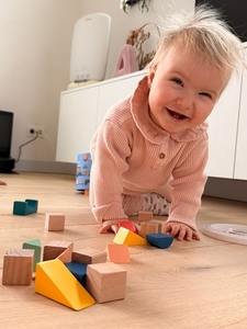 57e77f4e-5b94-4df2-9f5d-29dfe78b3170